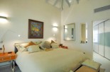 La Reve Villa Guest Bedroom